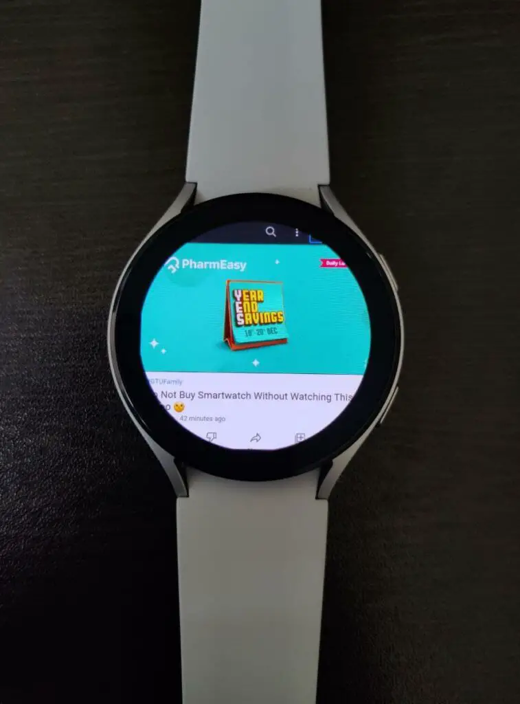 Watch YouTube on Samsung Galaxy Watch 4