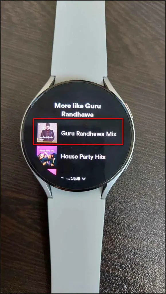 Samsung galaxy watch discount play music without phone