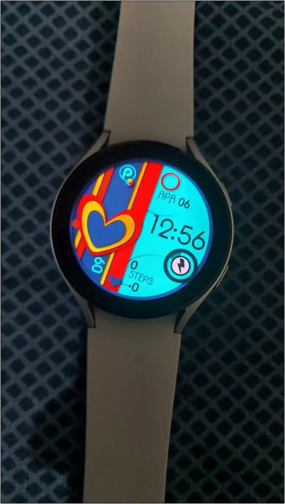 Change Galaxy Watch 4 Face With Facer