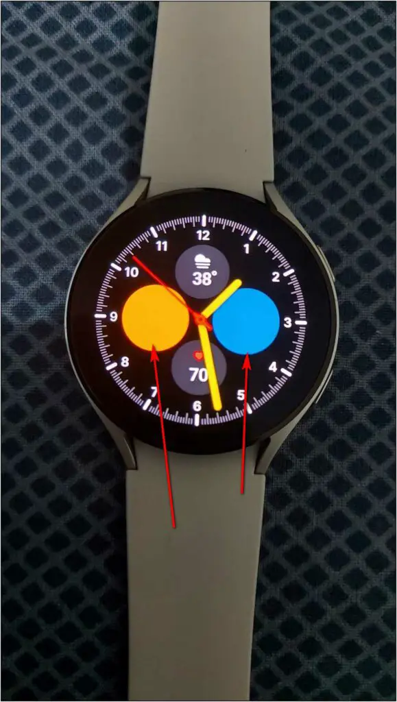 Change Galaxy Watch 4 Face Color Theme