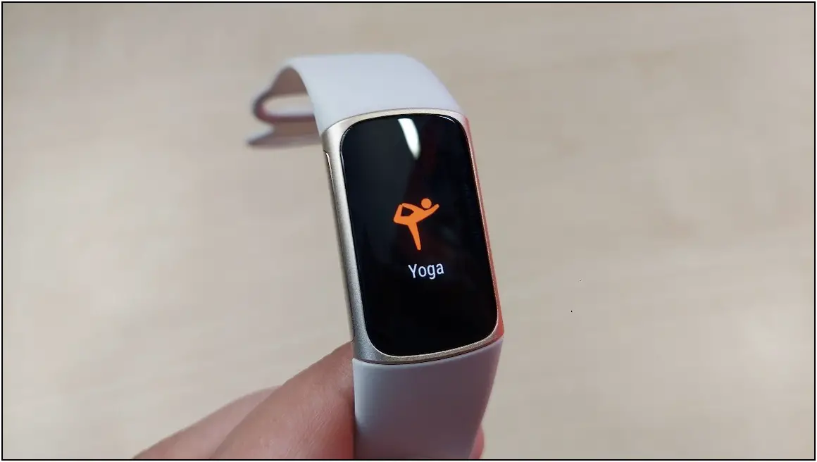 Fitbit Charge 5 Yoga Mode